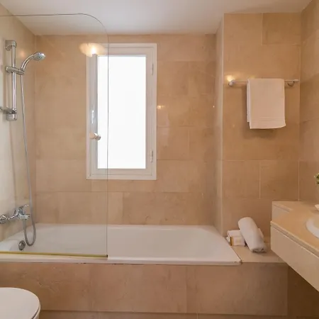 Excellent Banus With Pool And Parking Rdr473