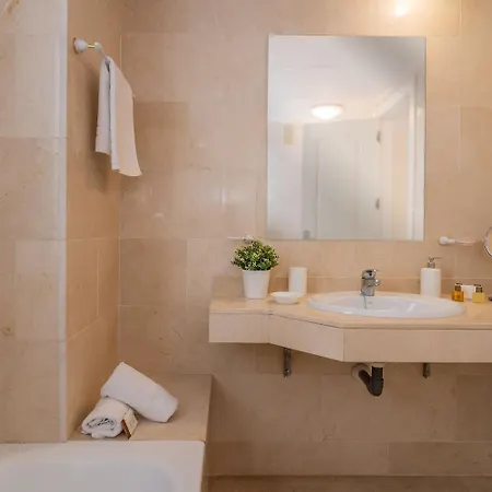 Excellent Banus With Pool And Parking Rdr473 *