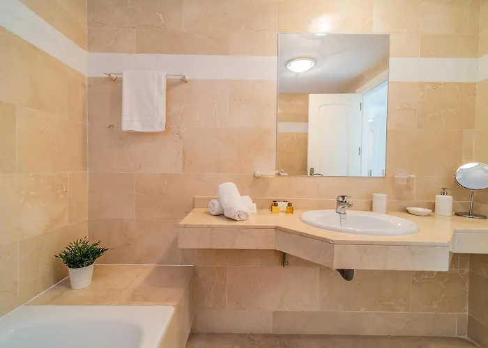 Excellent Banus With Pool And Parking Rdr473 דירה *
